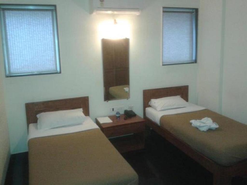 Hotel Q Deck 2*
