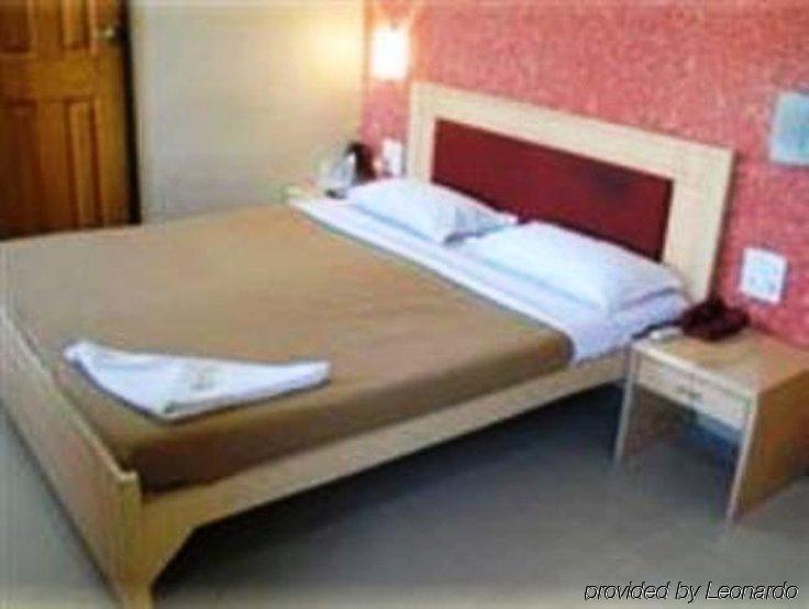 Hotel Avon Ruby Dadar