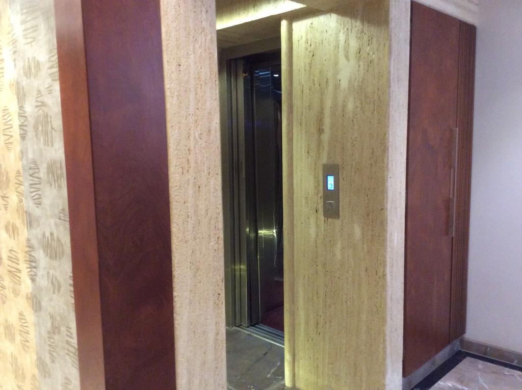 Hotel Sapna 2*