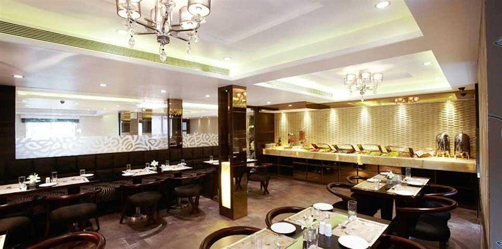 Suba Palace Near Gateway Of India Hotel