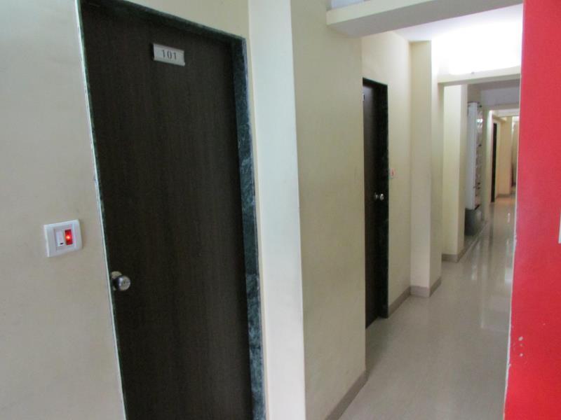 Oyo 49867 Hotel Kalpana Residency 3*