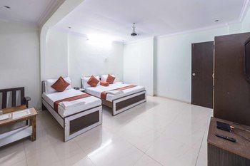 Hotel Hotel O Rana Residency Near Western Express Highway Metro Station 3*
