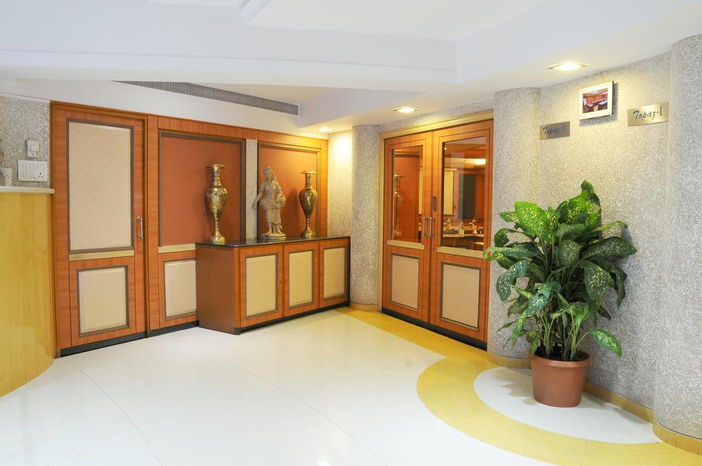 Regenta Place The Emerald