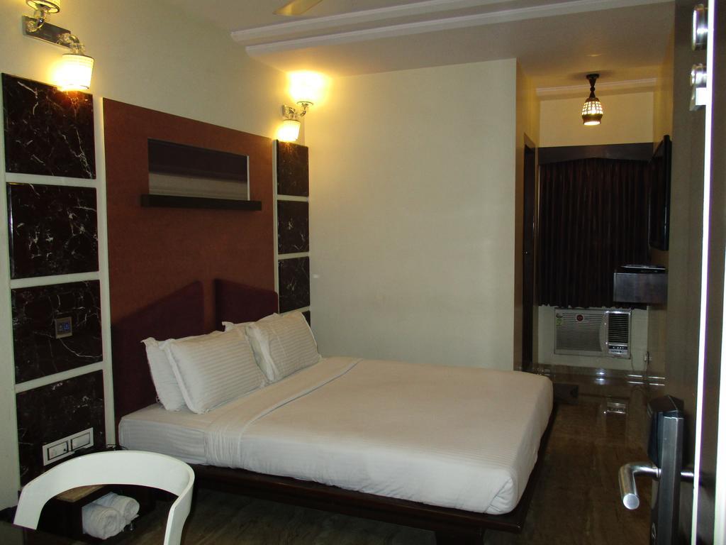 Hotel Sapna 2*
