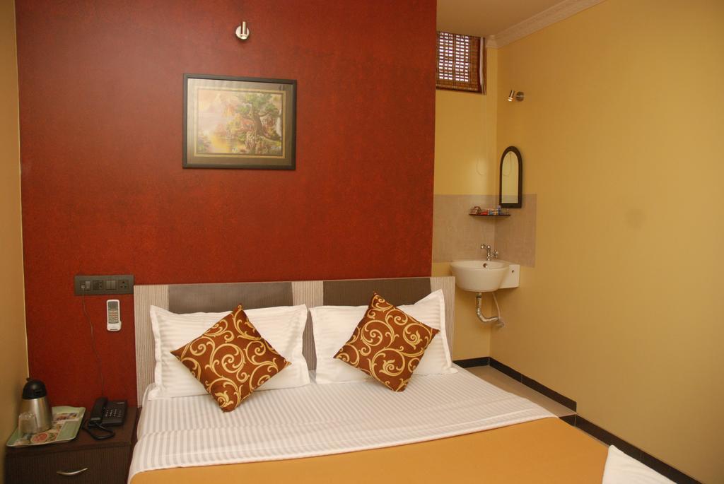 Hotel Cosmo 2*