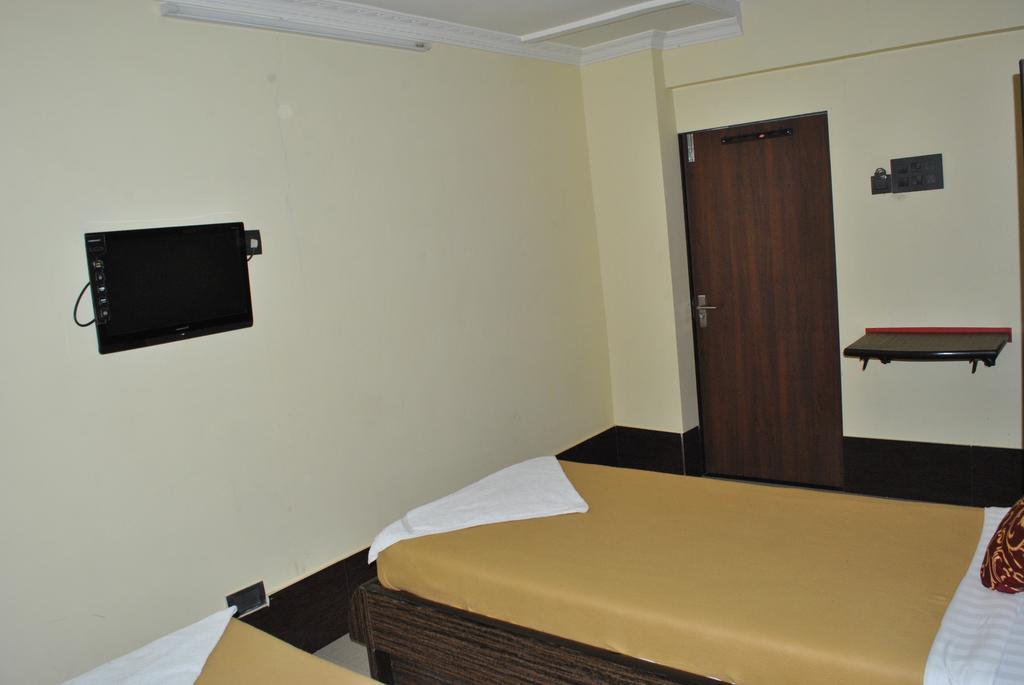 Hotel Cosmo