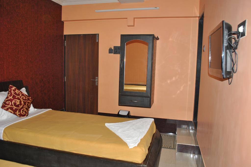 Hotel Cosmo Mumbai
