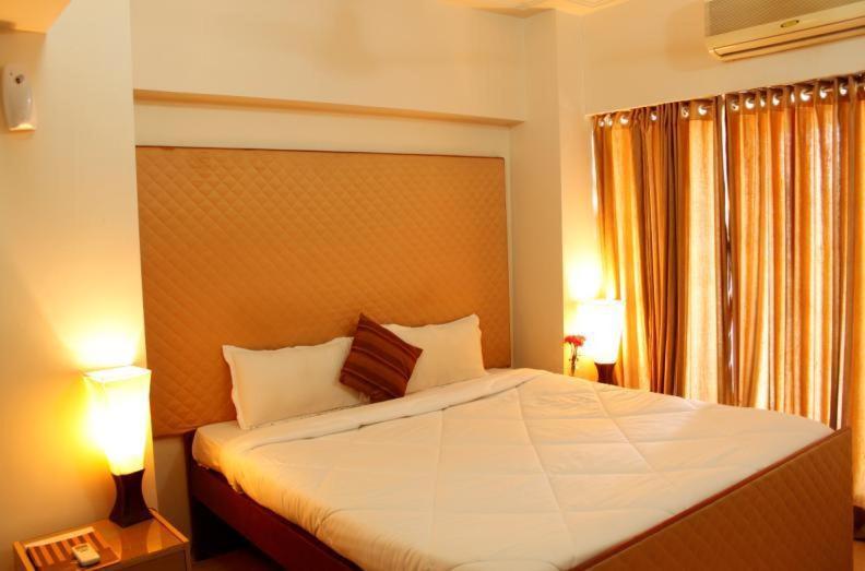Laurent & Benon Luxury Service Apartment - Bandra 3*
