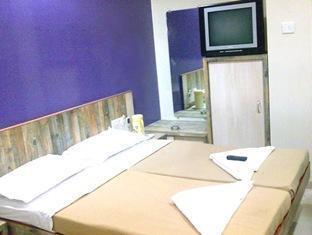 Hotel Fabhotel Galaxy Mumbai