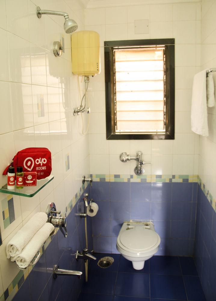Oyo Domestic Airport 1 Hotel