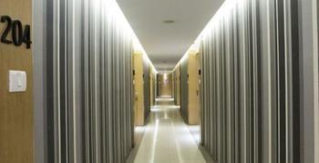 Metro International 3*