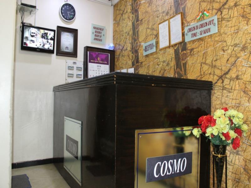 Cosmo Hotel 2*