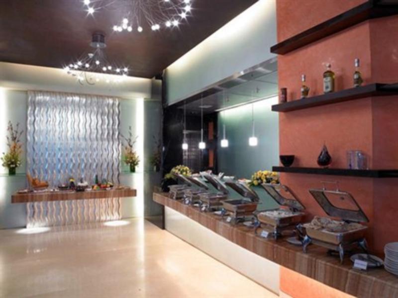 Mirage Hotel, International Airport 4* Mumbai