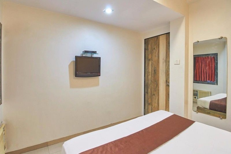 Fabhotel Galaxy