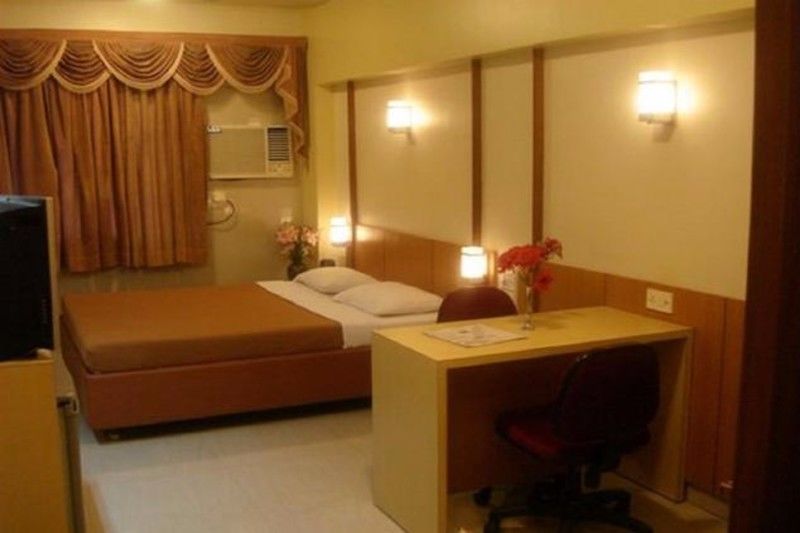 Treebo Trend Host 3* Mumbai