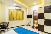 O Blue Pearl Residency Near Chhatrapati Shivaji International Airport Hotel