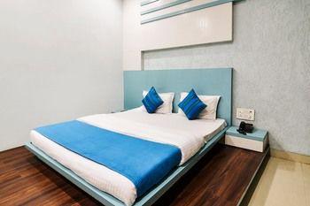 Hotel Zo Lal Baug Parel Mumbai