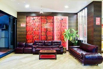 Hotel Zo Lal Baug Parel 3*