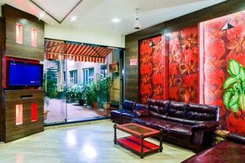 Zo Lal Baug Parel Hotel 3*
