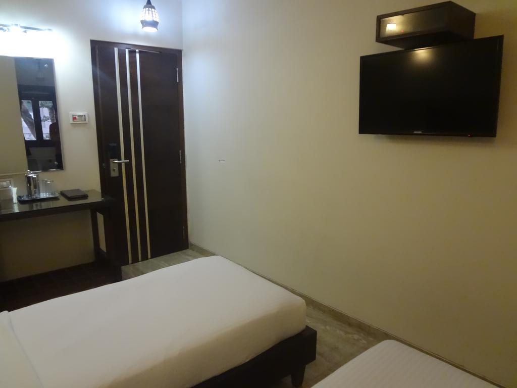 Sapna Hotel 2*