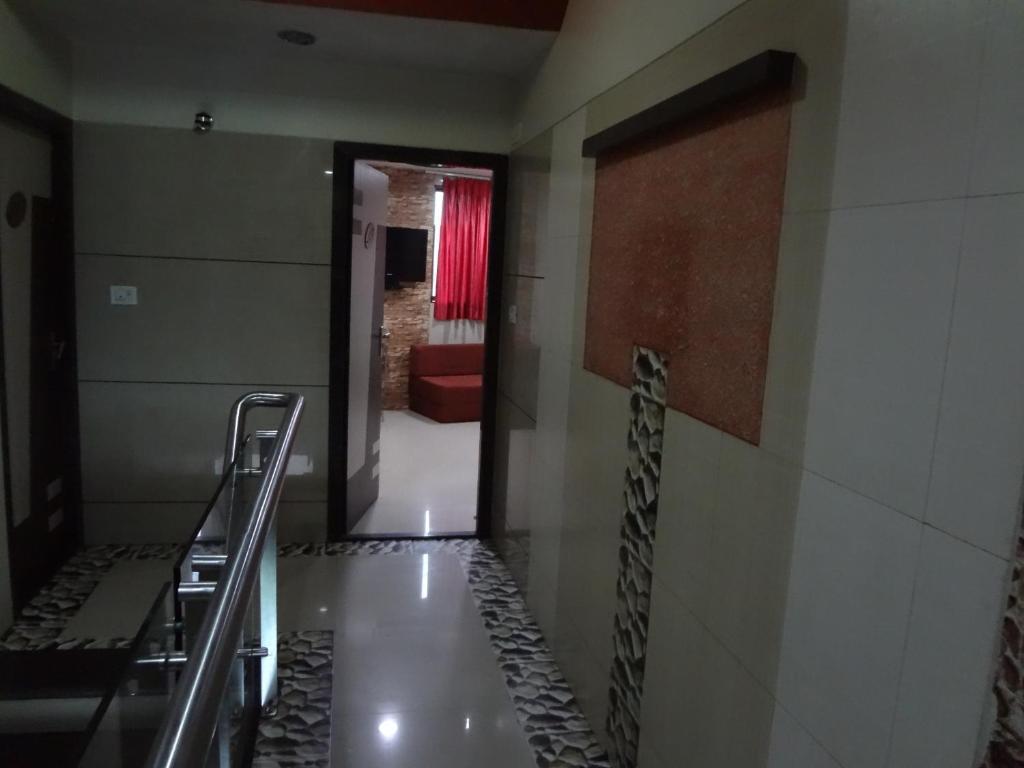 Crescent Hotel 2*
