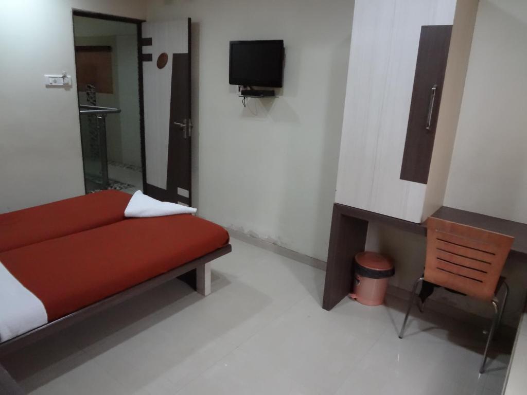 Hotel Crescent 2*