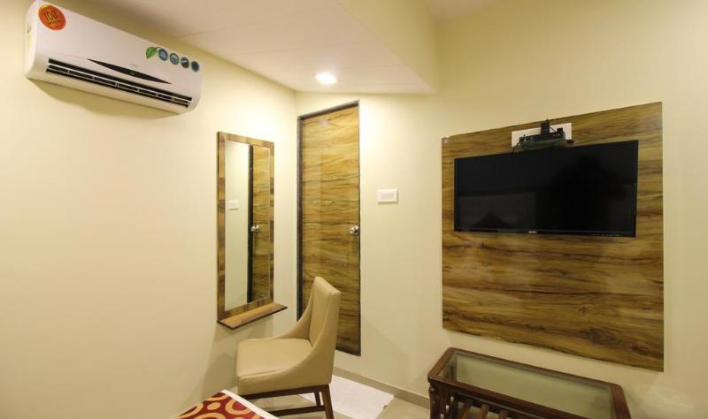 Fabhotel Golden Park Jogeshwari West 3*