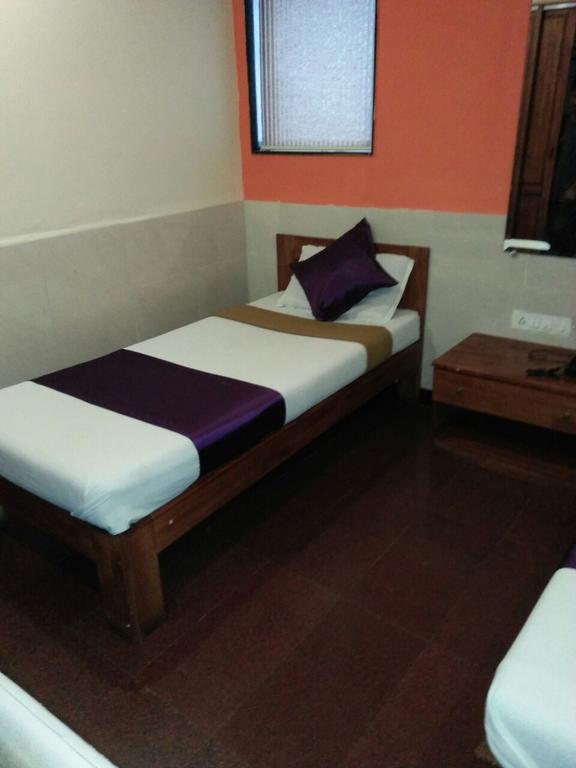 Hotel Q Deck