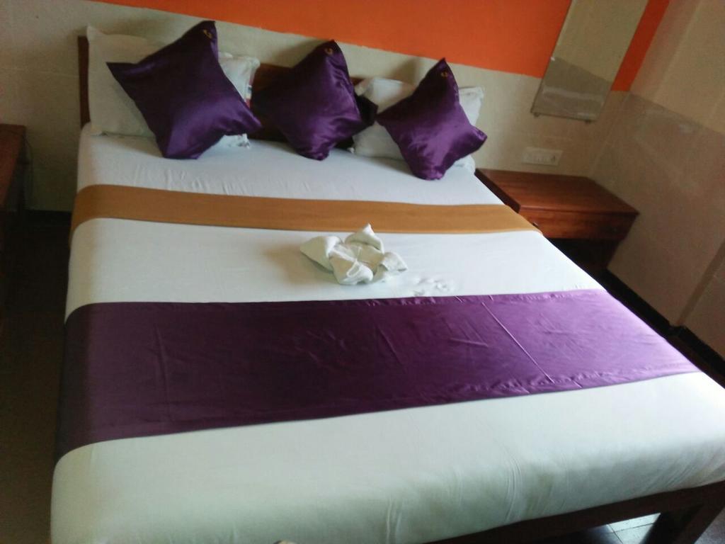 Q Deck Hotel Mumbai