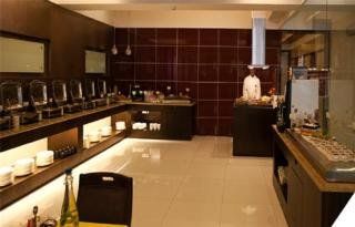 Nestor Hotel, Mumbai