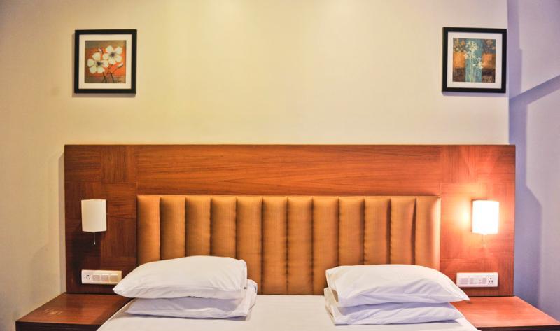 The Caliph Hotel, Near Powai 3*