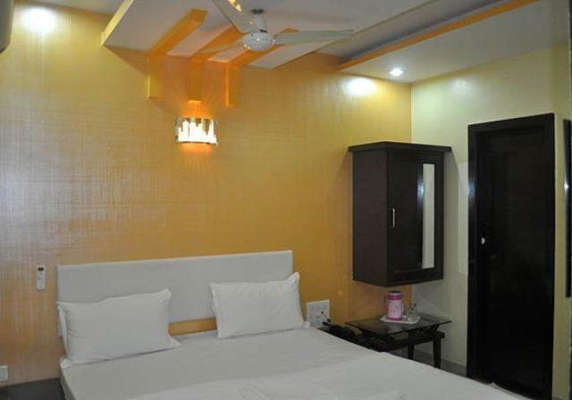 Hotel Om Residency