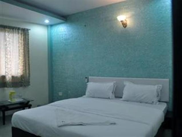 Om Residency Hotel 3*