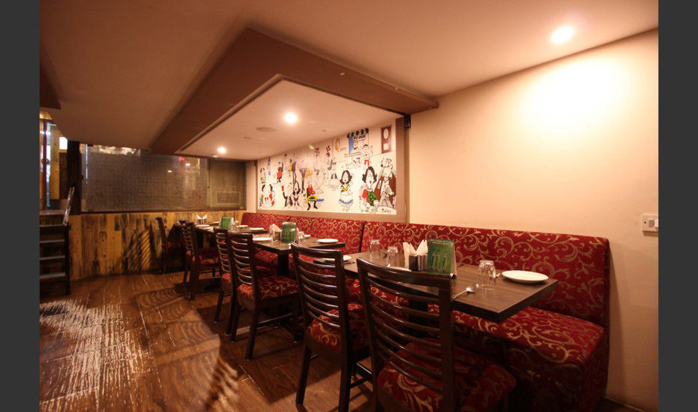 Q Deck Hotel 2*
