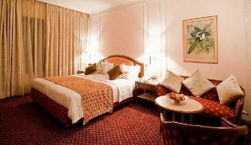 Hotel Regent Andheri 3*