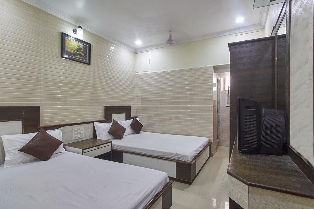 Plaza Guest house *