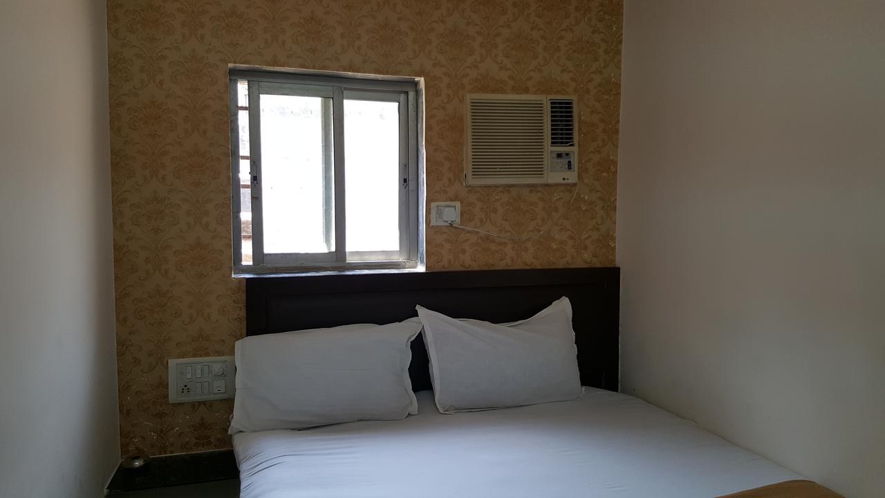 Hotel Hotel Al Mehraj 3*