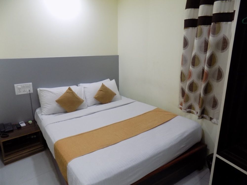 Maha Residency