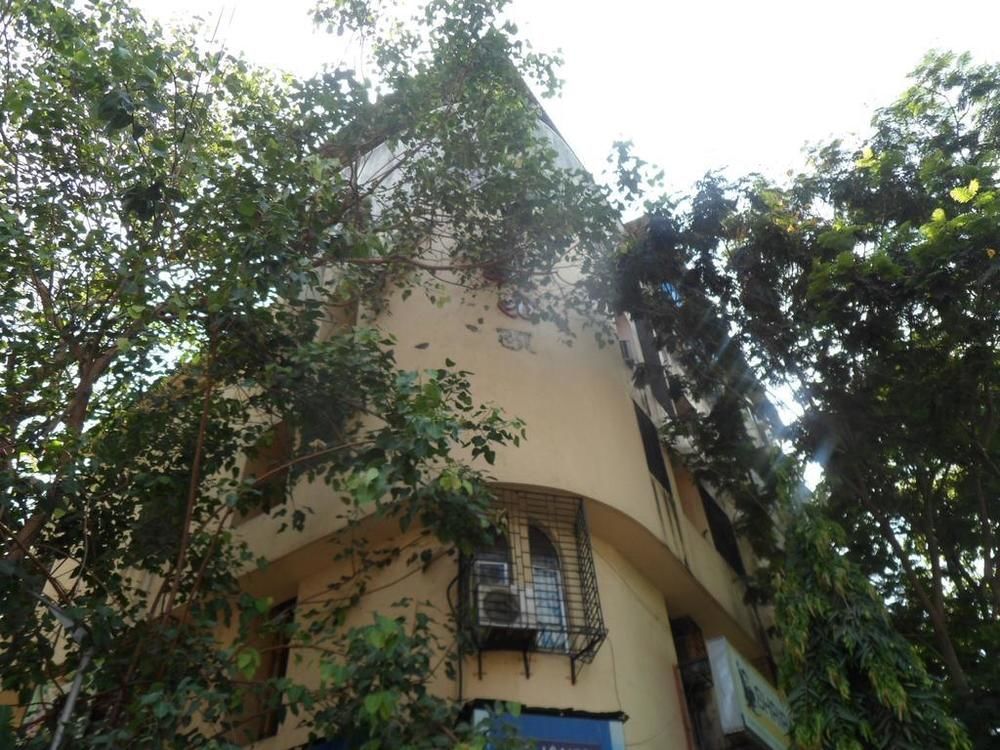 Hotel Karishma 3*