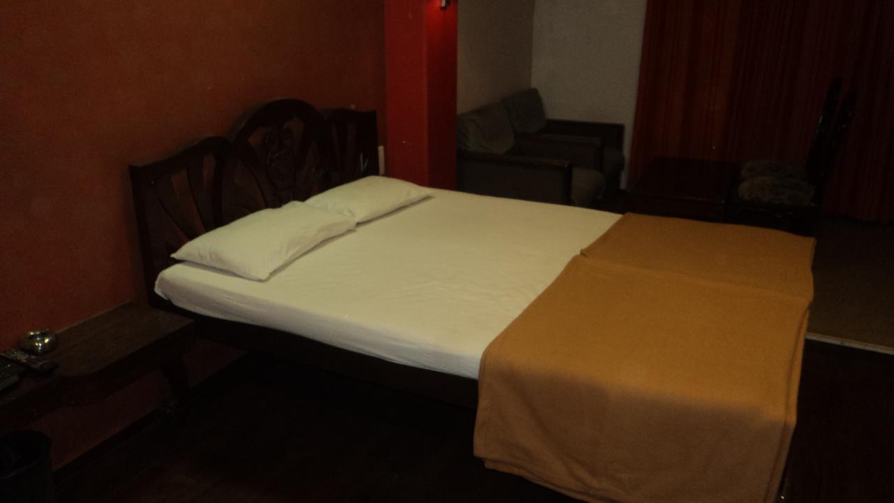 Benazeer Hotel