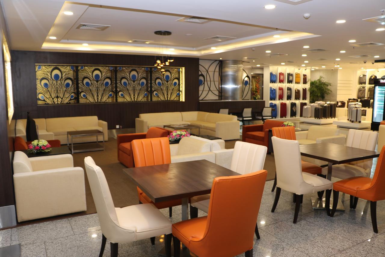Aviserv Lounge Mumbai