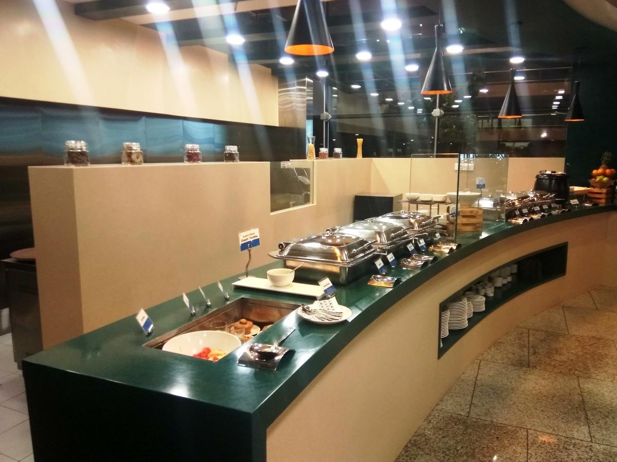 Aviserv Lounge 4* Mumbai