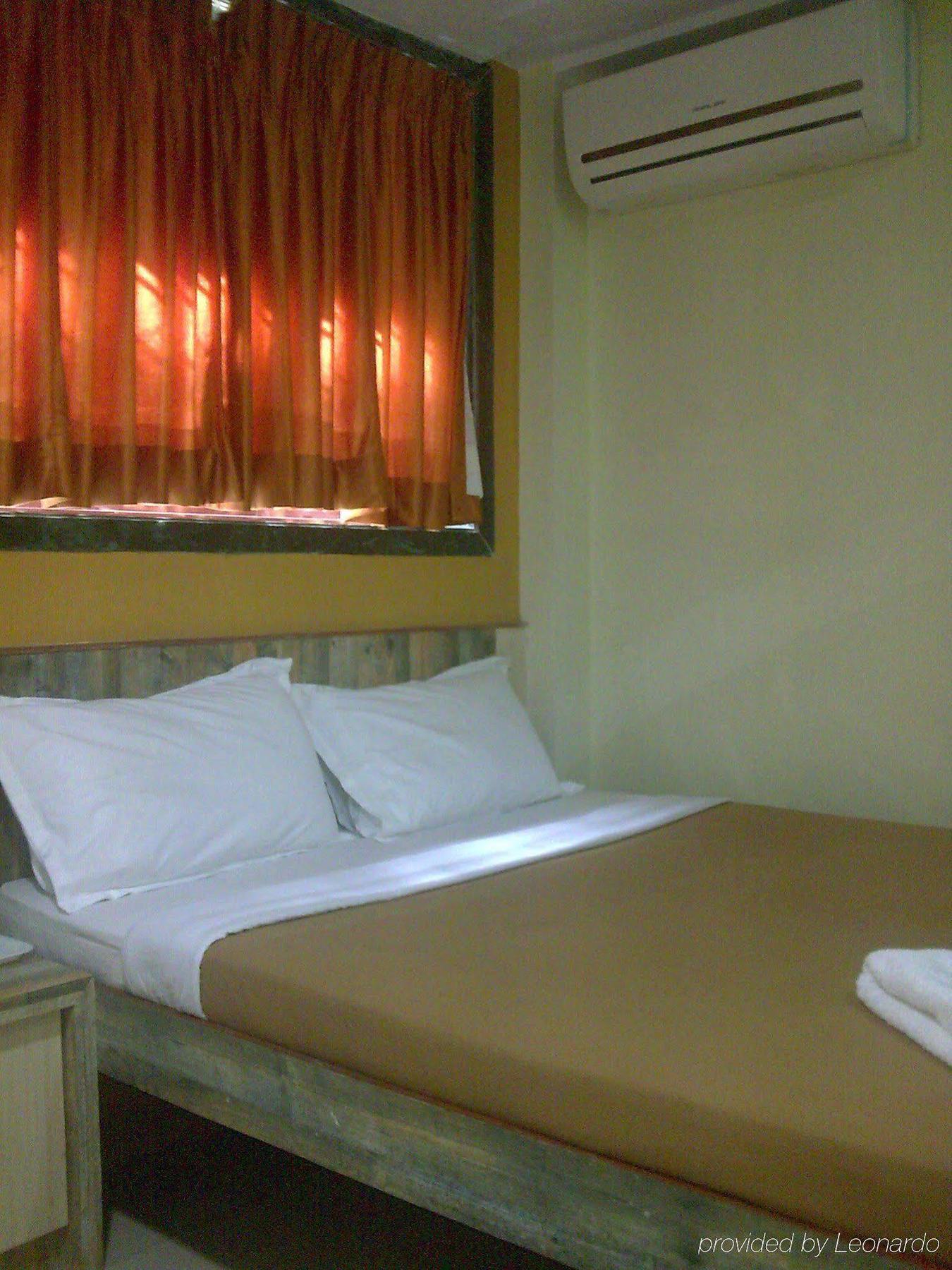 Fabhotel Galaxy Hotel Mumbai