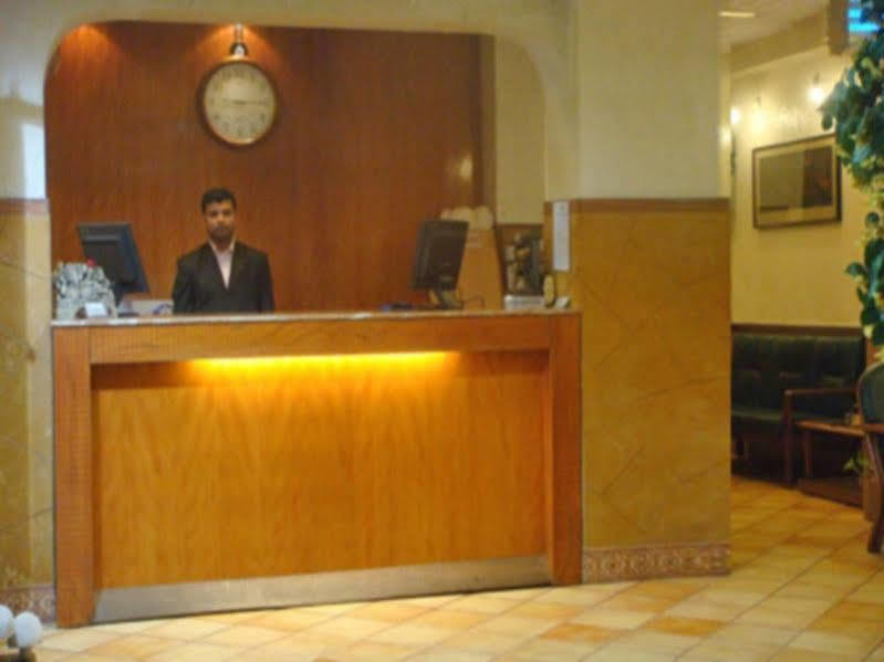 Hotel Highway Andheri East 3*