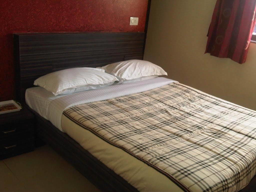 Ascot Guest house Mumbai