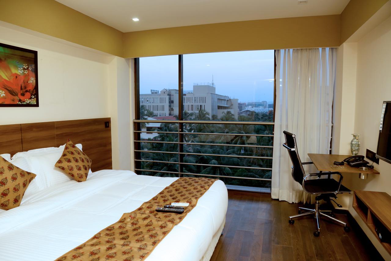 Hotel House Andheri East,