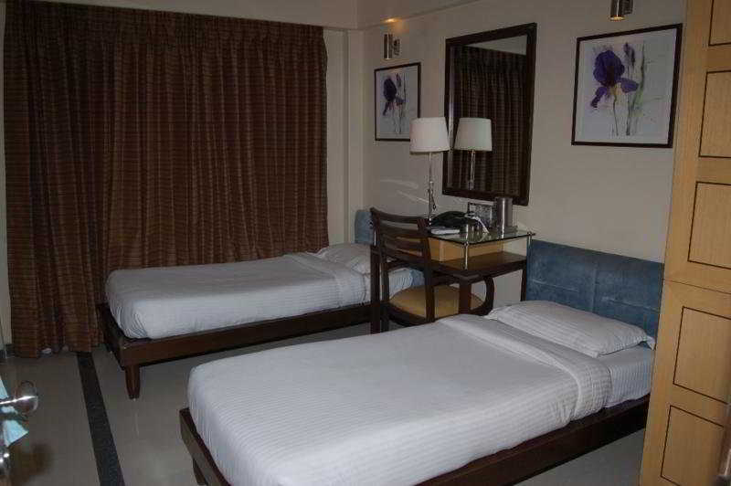 Sapna Marine Hotel 2*