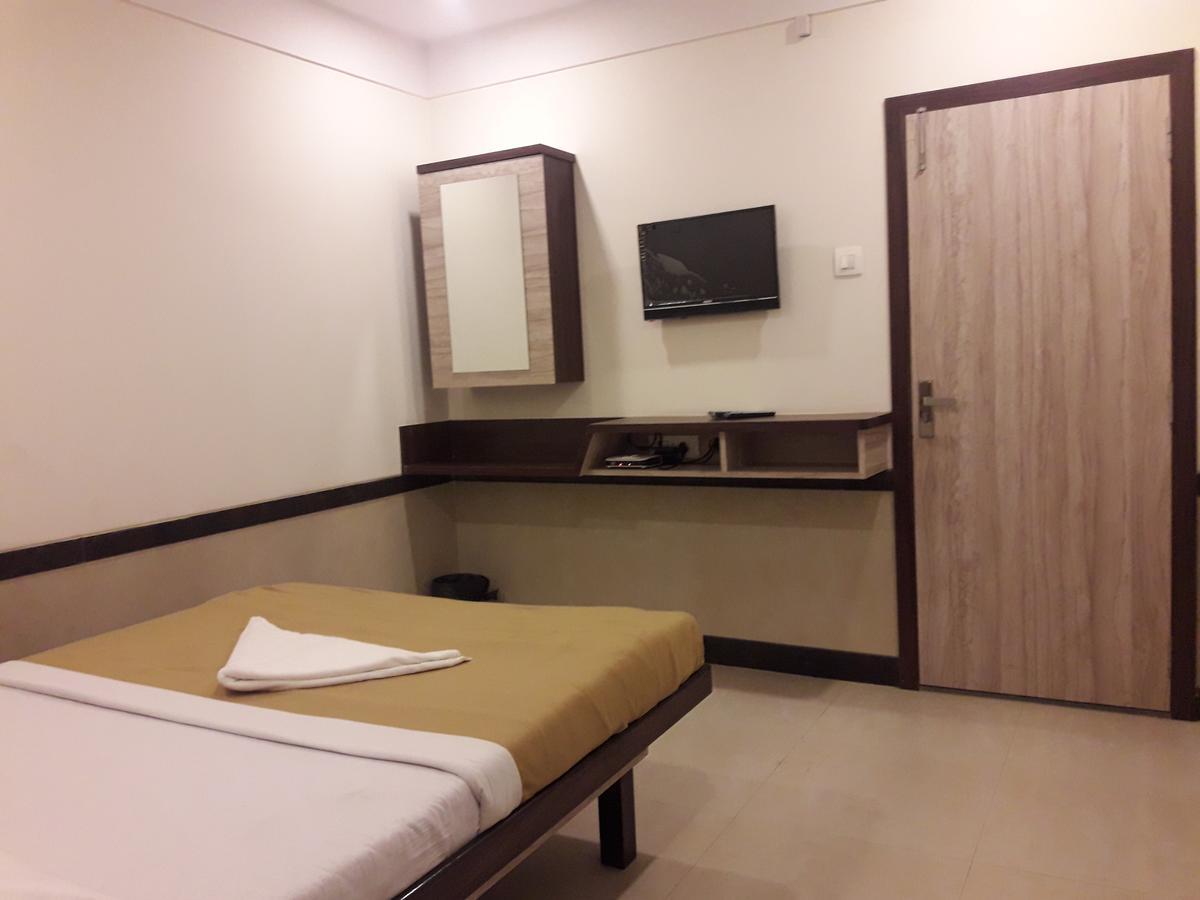 Shree Shlok Residency Hotel Mumbai
