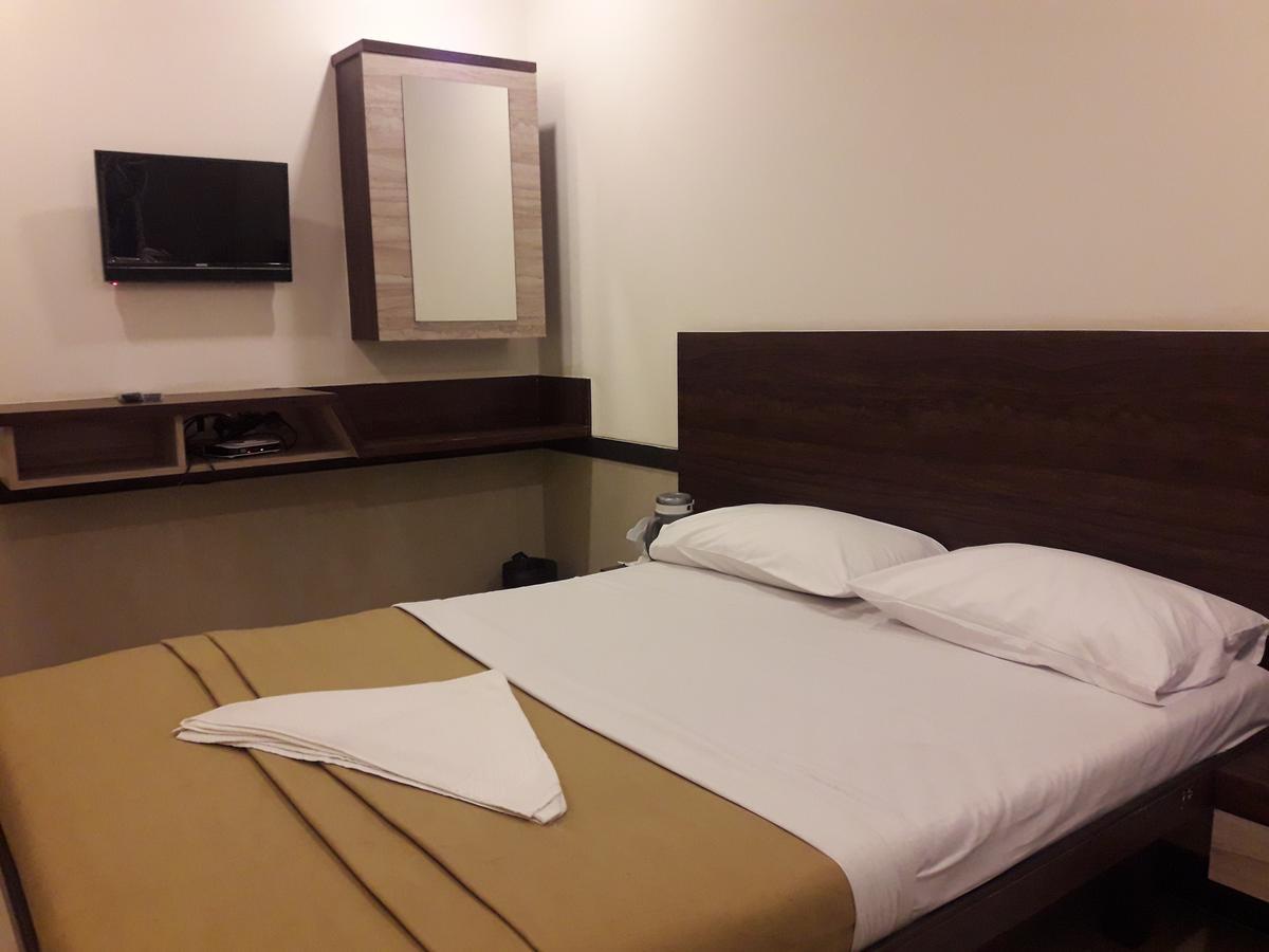 Hotel Shree Shlok Residency