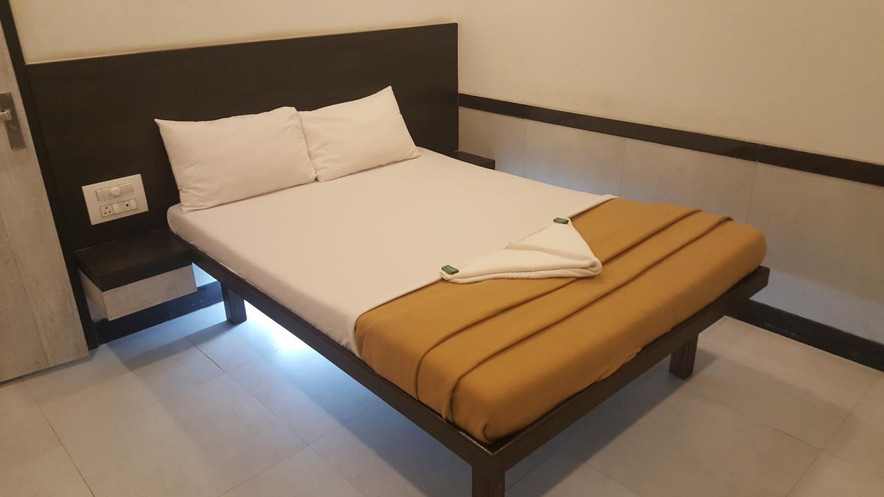 Hotel Shree Shlok Residency